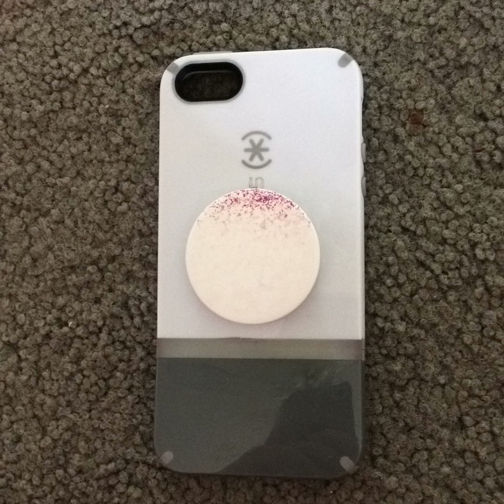 SPECK PHONE CASE WITH POPSOCKET